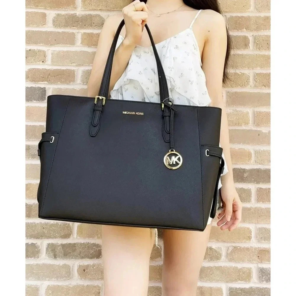 NWOT Michael Kors Gilly Large Black Saffiano Leather Tote (see description) - Picture 2 of 7